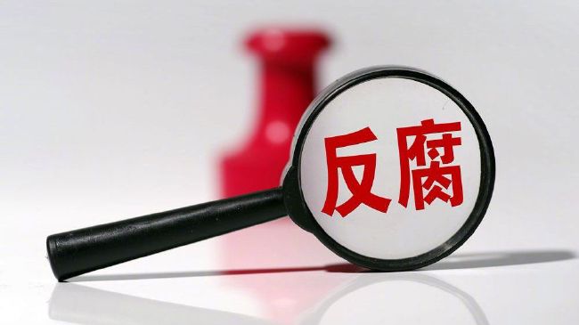 7月16日，由曹保平监制、甘剑宇执导，大鹏、欧豪、李梦领衔主演，曹炳琨、曹卫宇、沙宝亮、乌兰托雅;朵、夏恩、张宁江、李晟烨主演的电影《铤而走险》曝光了;背水一战版演员幕后特辑